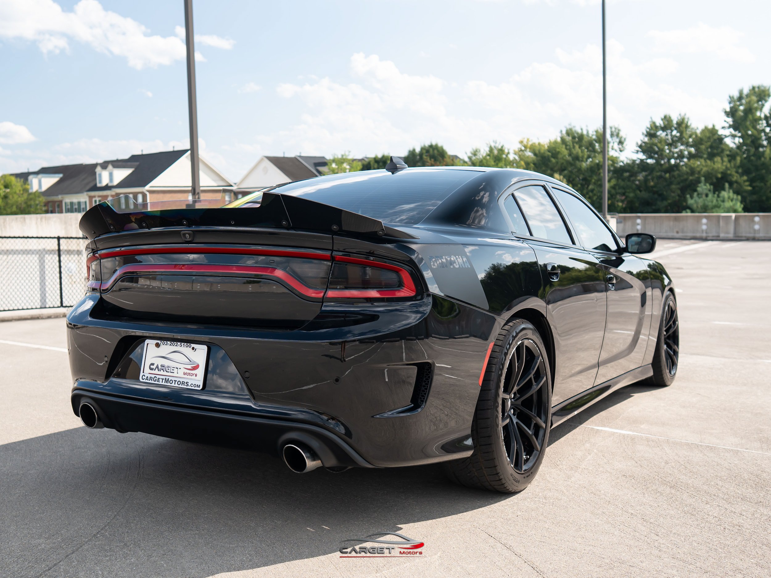 Used 2017 Dodge Charger R/T RWD image 7