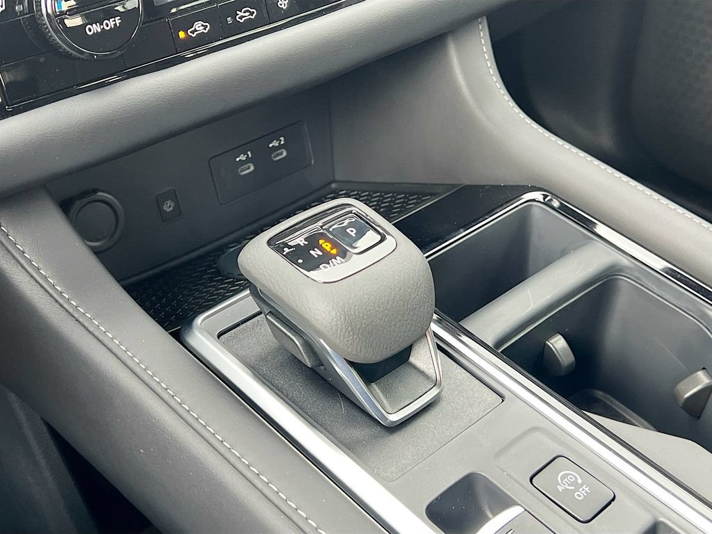 New 2026 Nissan Pathfinder SL FWD image 24