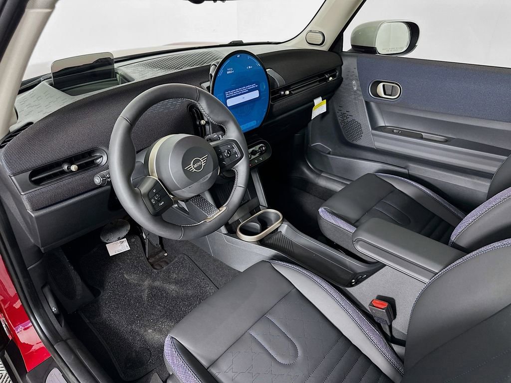 Certified 2025 MINI Cooper 2-Door Hardtop image 9