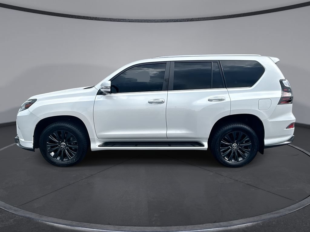 Used 2023 Lexus GX 460 Premium w/ Accessory Package AWD/4WD image 15