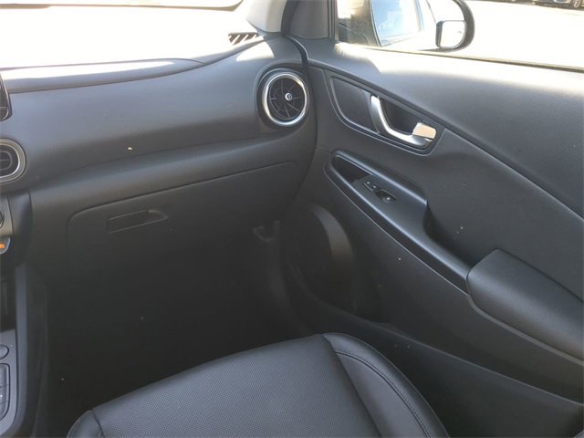 Used 2023 Hyundai Kona Limited image 16