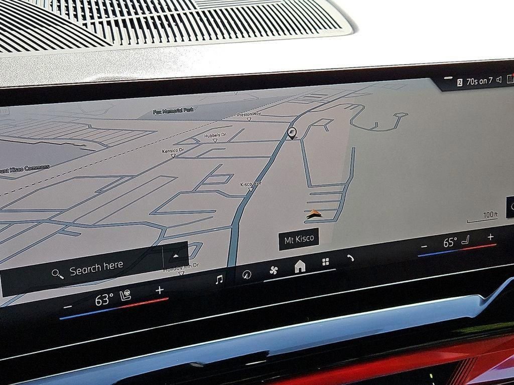 Used 2025 BMW i5 xDrive40 image 19