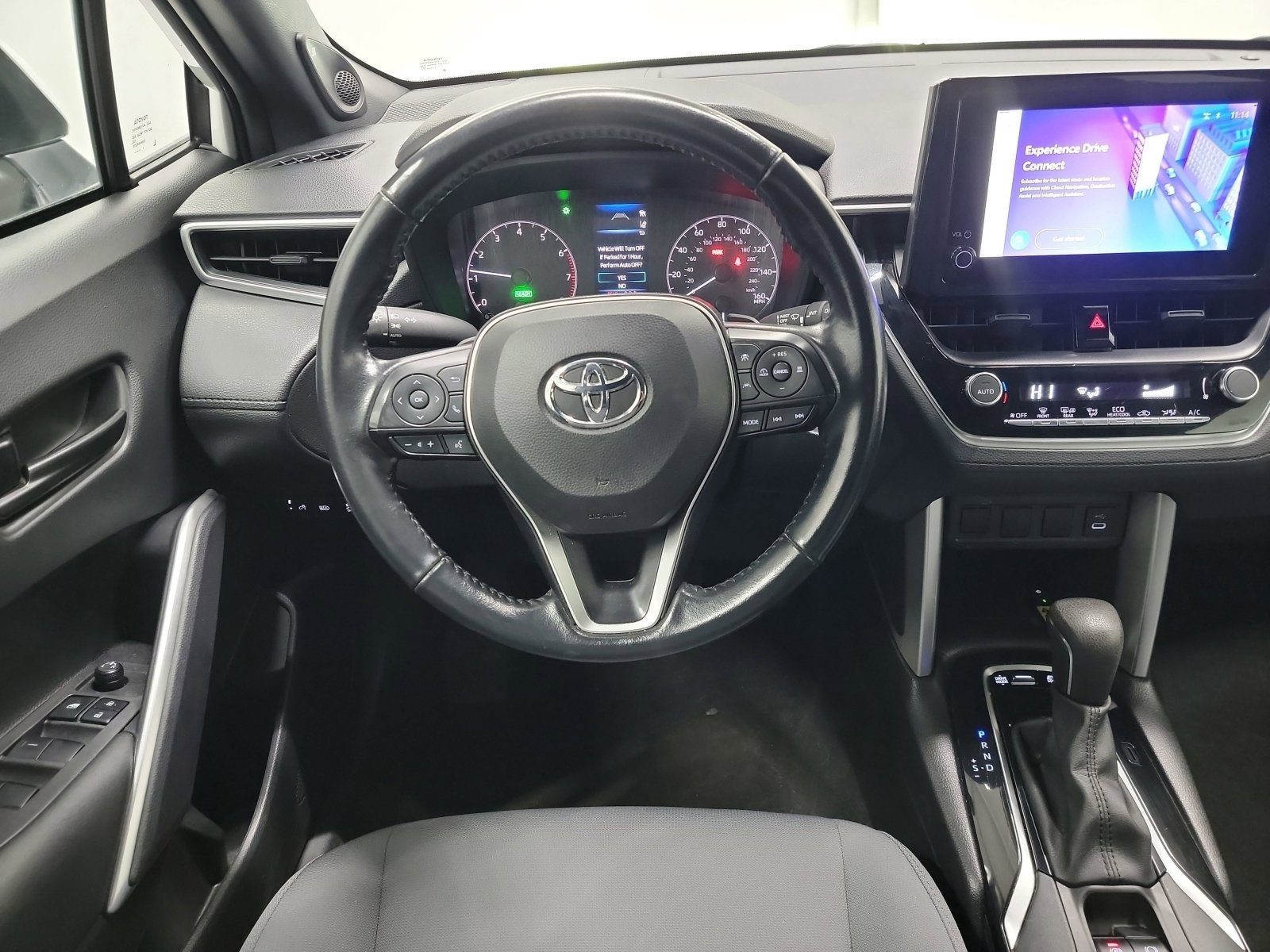 Used 2023 Toyota Corolla Cross SE image 16