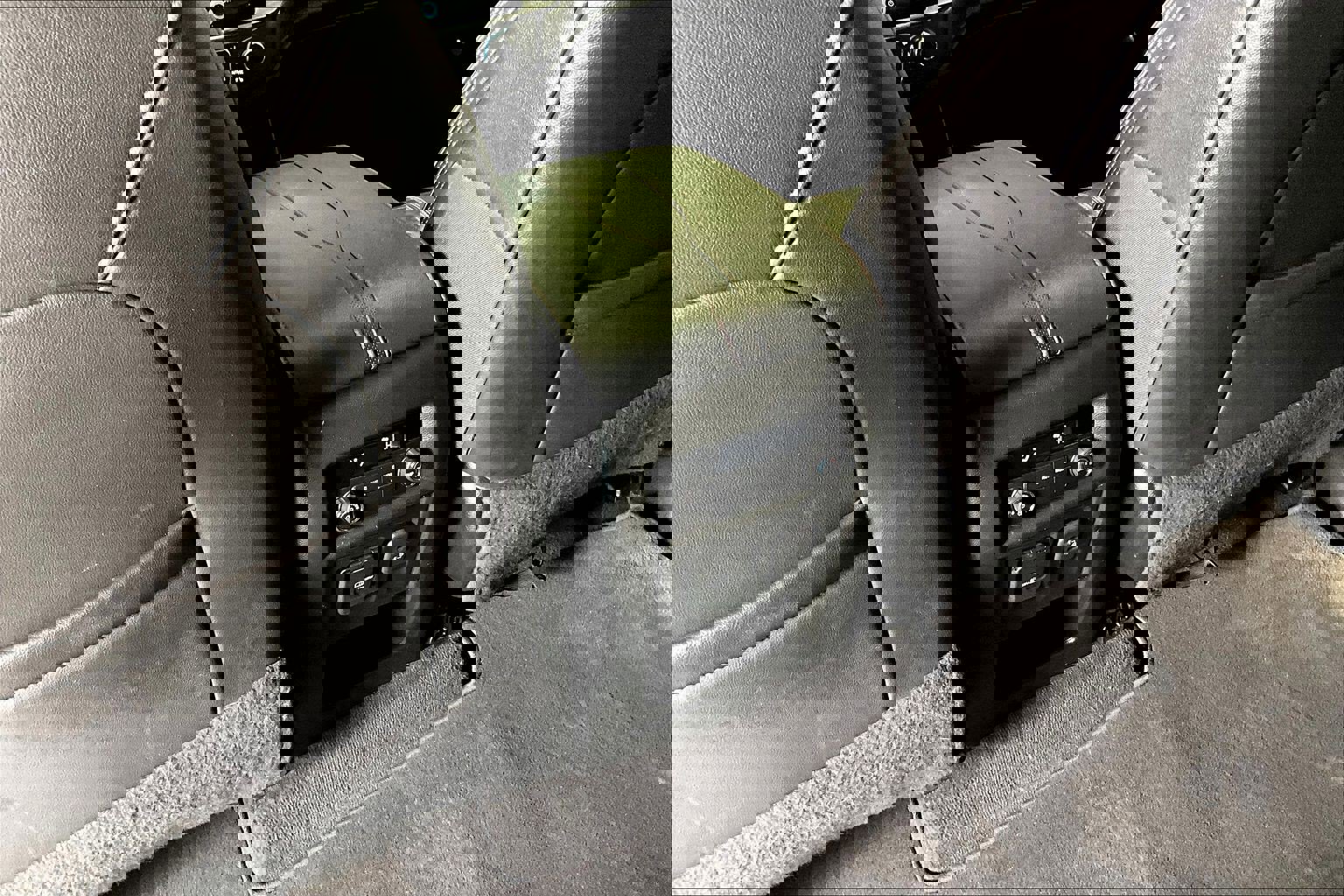 Used 2023 Chevrolet Traverse RS image 10