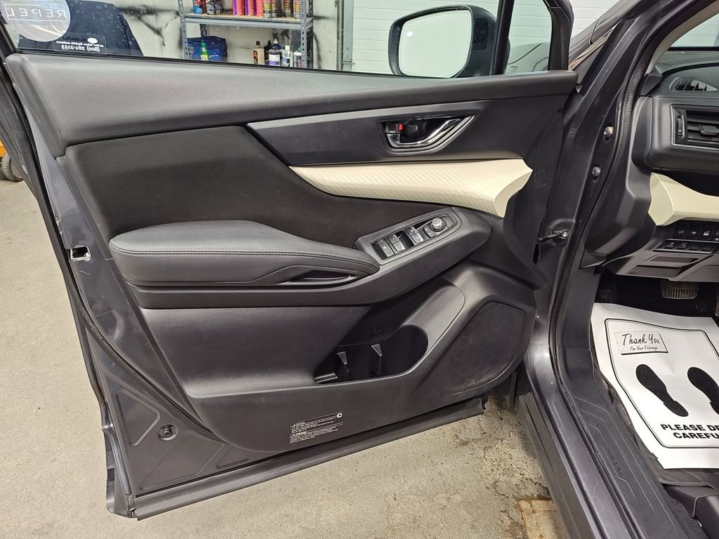 Used 2021 Subaru Ascent Premium w/ Convenience Package image 16