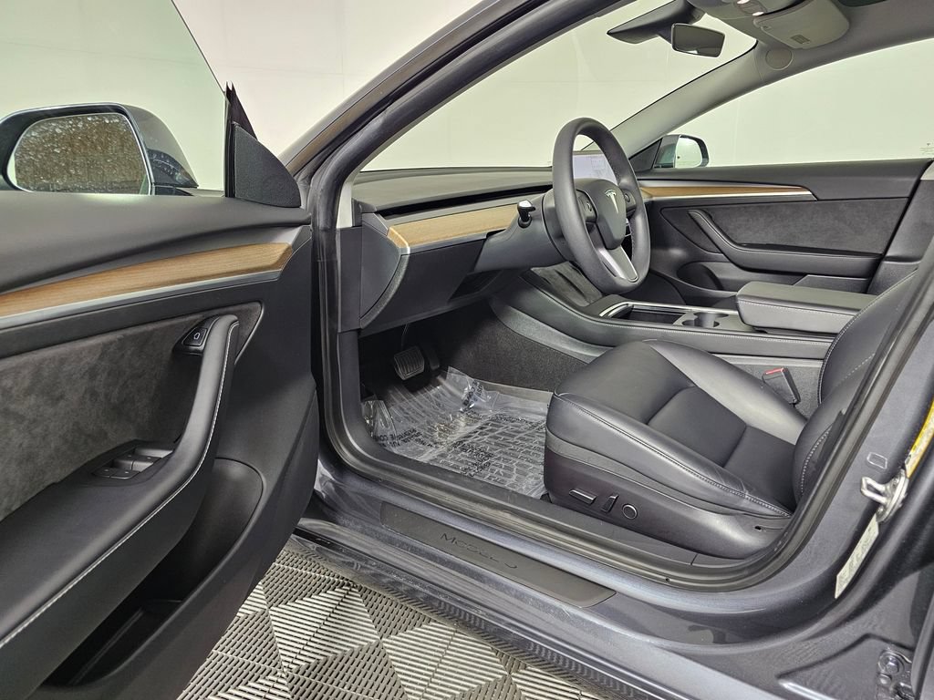 Used 2021 Tesla Model 3 Standard Range Plus RWD image 20