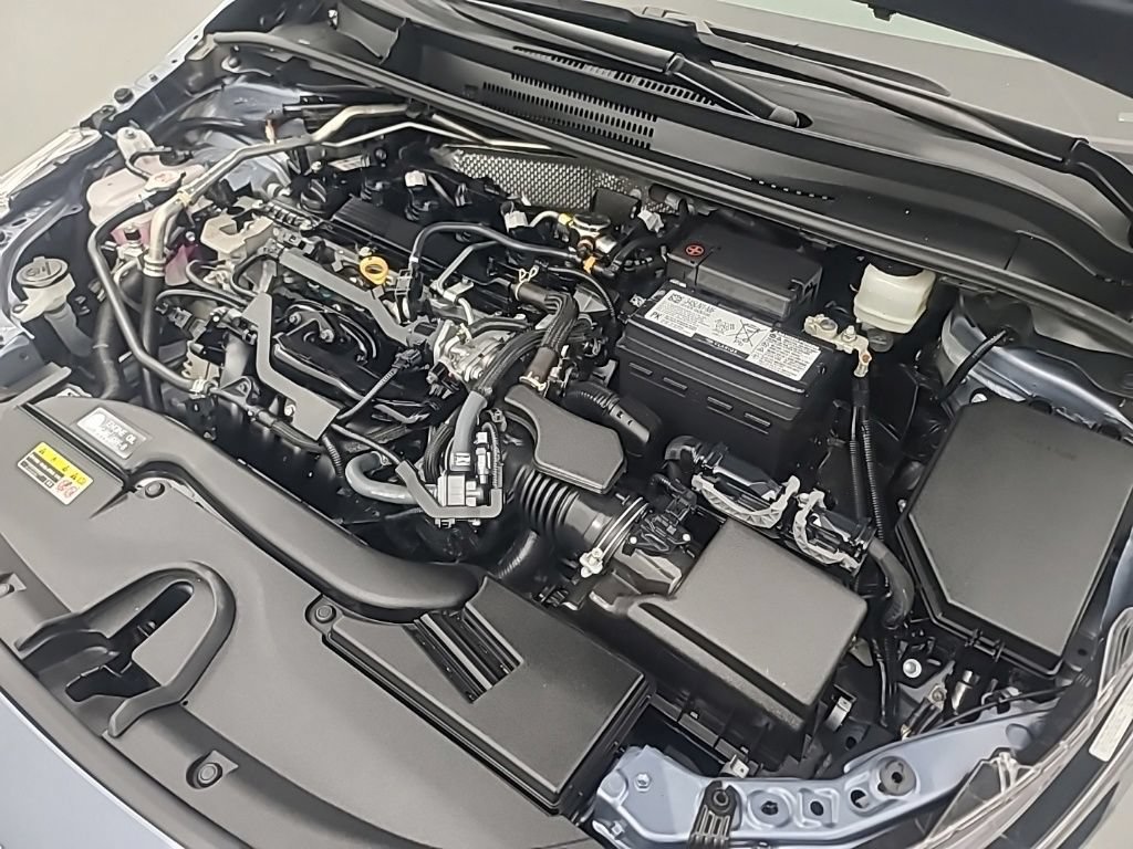 Used 2025 Toyota Corolla LE FWD image 39