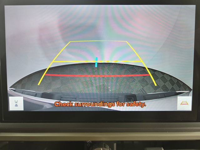 Used 2025 Toyota Tacoma TRD Off-Road image 18