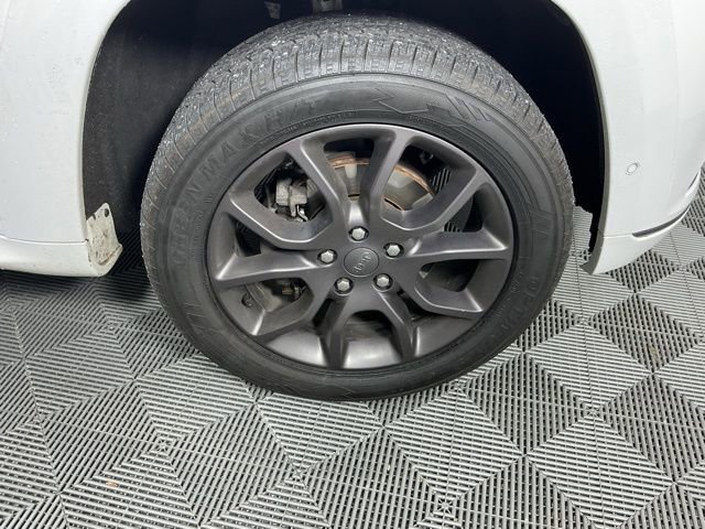 Used 2020 Jeep Grand Cherokee High Altitude AWD/4WD image 16