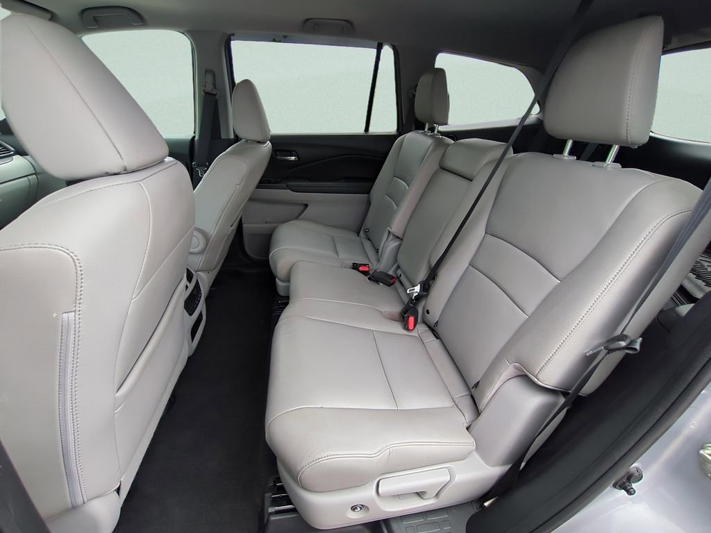 Used 2017 Honda Pilot EX-L image 10