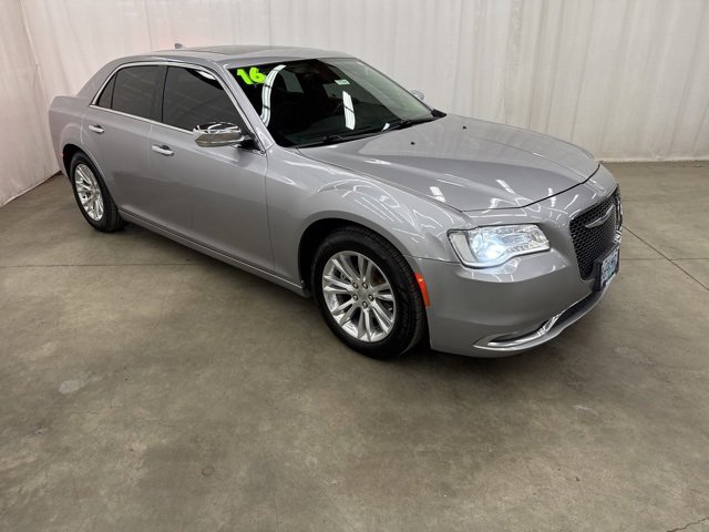 Used 2016 Chrysler 300 C