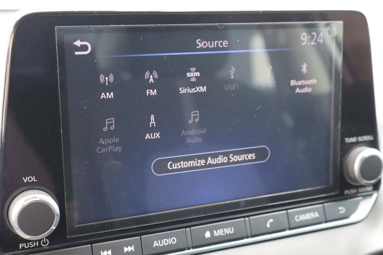 Used 2021 Nissan Sentra SV w/ Trunk Package FWD image 8