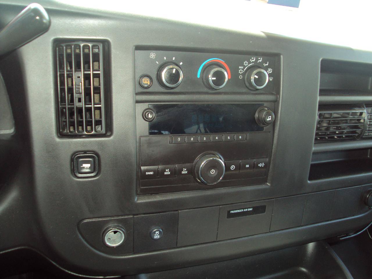 Used 2014 Chevrolet Express 1500 LS AWD/4WD image 19