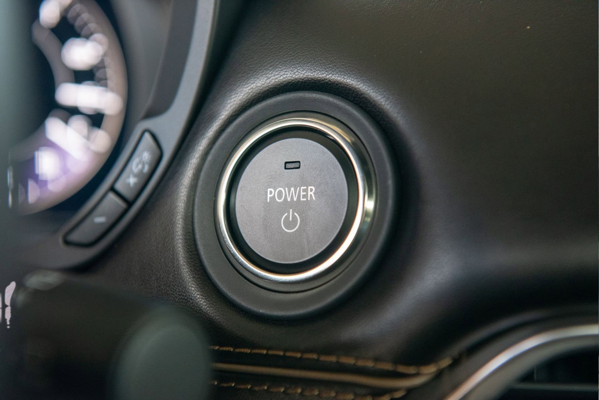 New 2025 MAZDA CX-70 Plug-In Hybrid w/ Premium Plus image 29