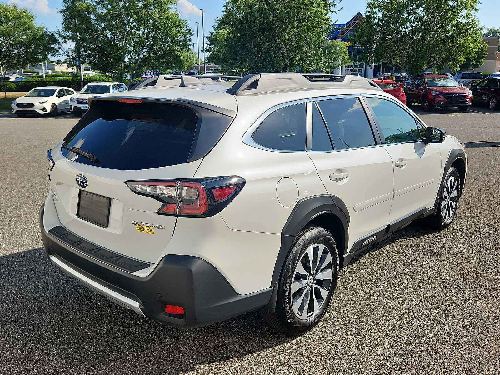 Used 2025 Subaru Outback Limited AWD/4WD image 6