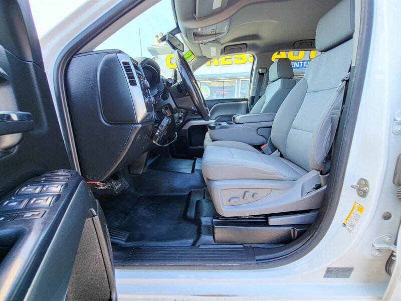 Used 2018 Chevrolet Silverado 1500 LT w/ All Star Edition AWD/4WD image 8