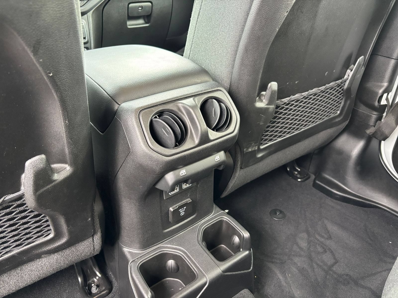Used 2025 Jeep Wrangler Unlimited Rubicon AWD/4WD image 22