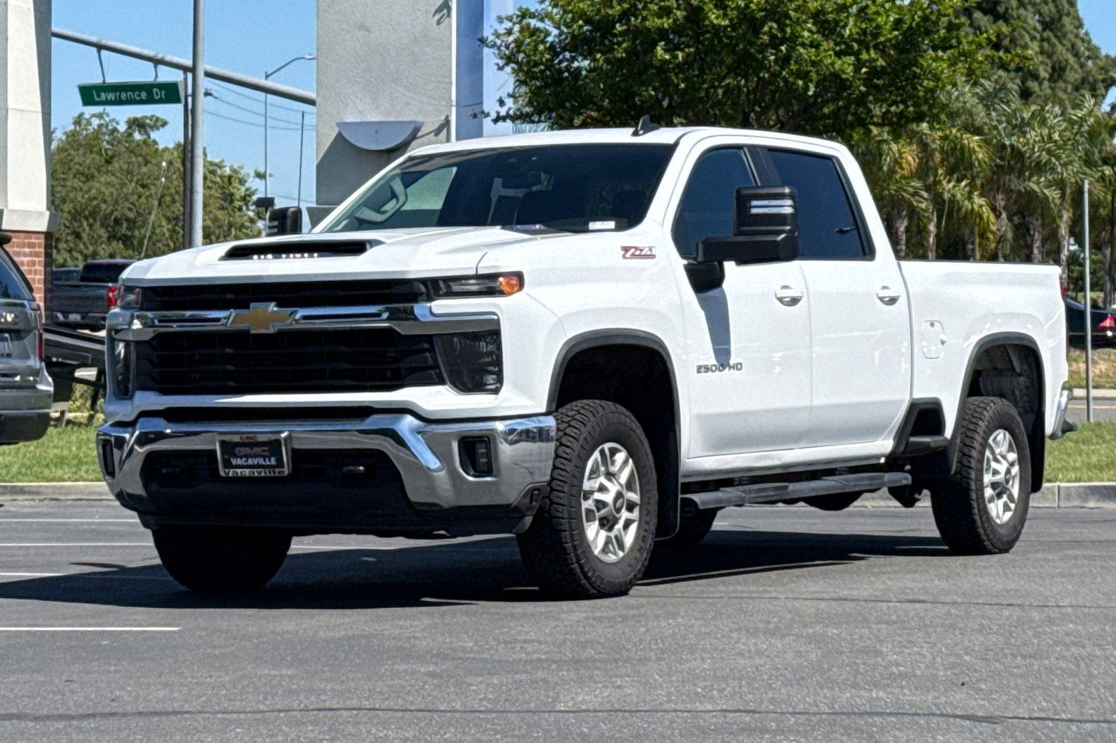 Used 2024 Chevrolet Silverado 2500 LT w/ Convenience Package image 9