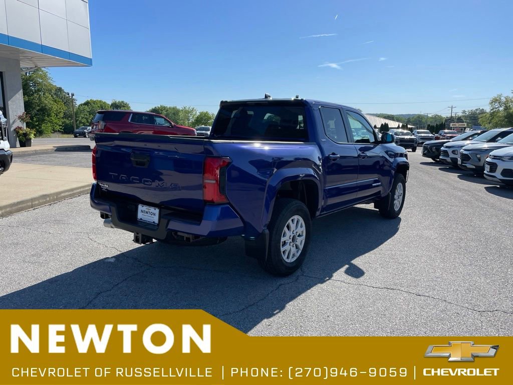 Used 2025 Toyota Tacoma SR5 AWD/4WD image 24