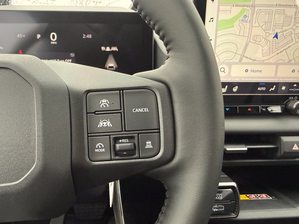 Used 2026 Toyota RAV4 XSE w/ Panoramic Sun Roof Package AWD/4WD image 18