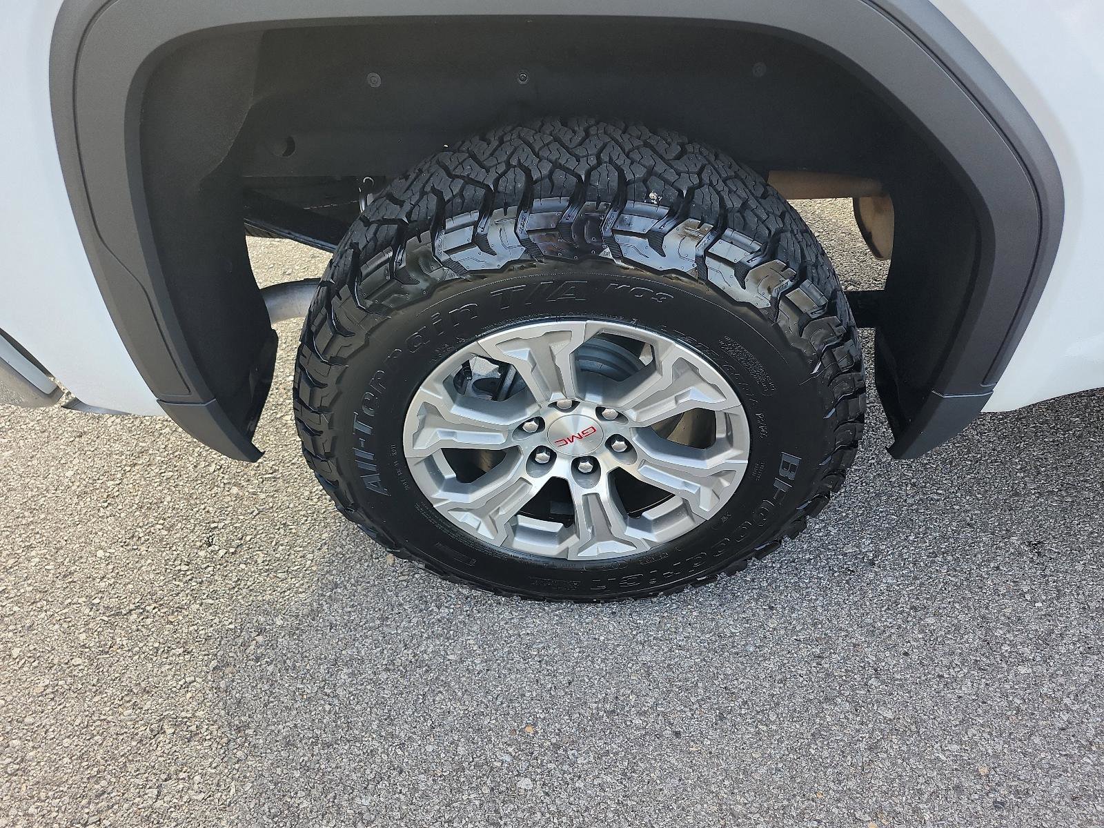 Used 2023 GMC Sierra 1500 SLT image 6