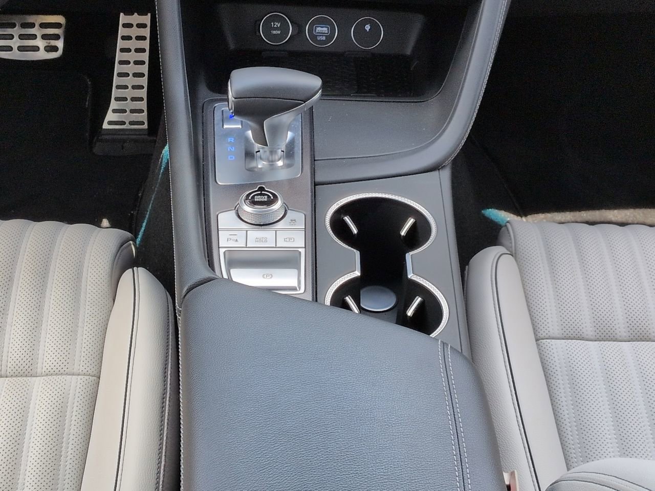 Used 2025 Genesis G70 3.3T Advanced AWD/4WD image 19