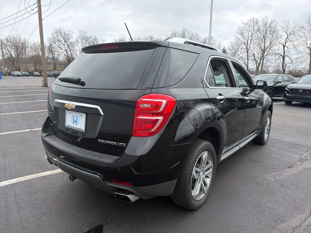Used 2016 Chevrolet Equinox LTZ w/ Enhanced Convenience Package AWD/4WD image 5
