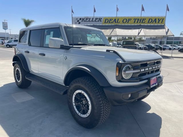 New 2026 Ford Bronco Outer Banks w/ Sasquatch Package AWD/4WD image 7