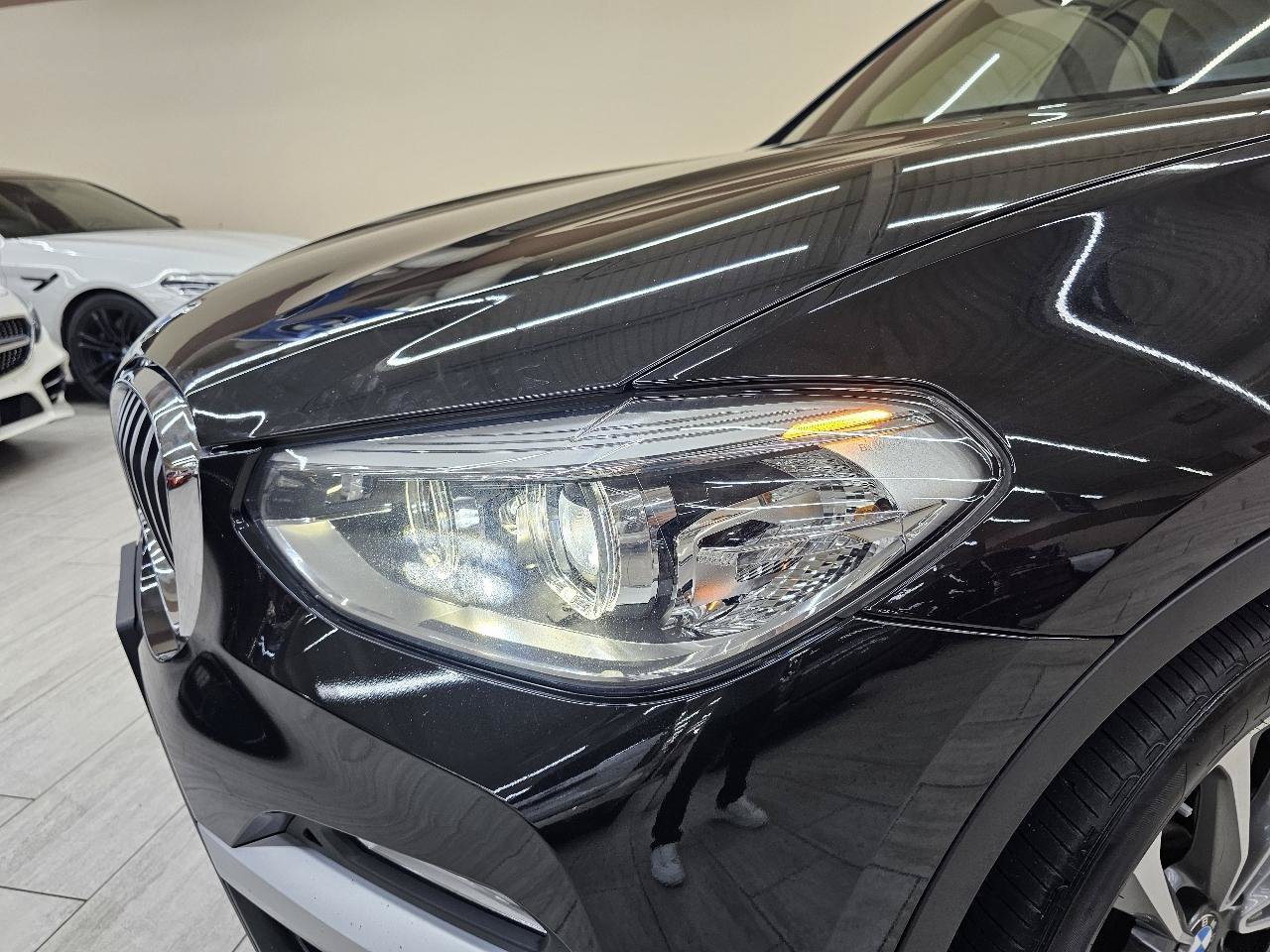 Used 2018 BMW X3 xDrive30i AWD/4WD image 10