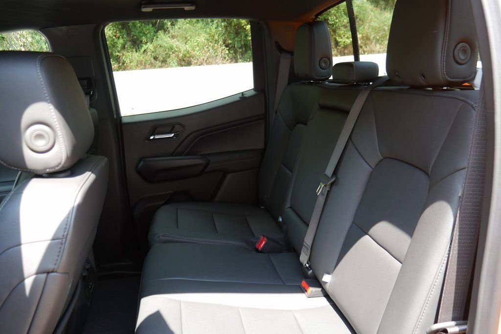 New 2026 Chevrolet Colorado LT w/ LT Convenience Package image 25