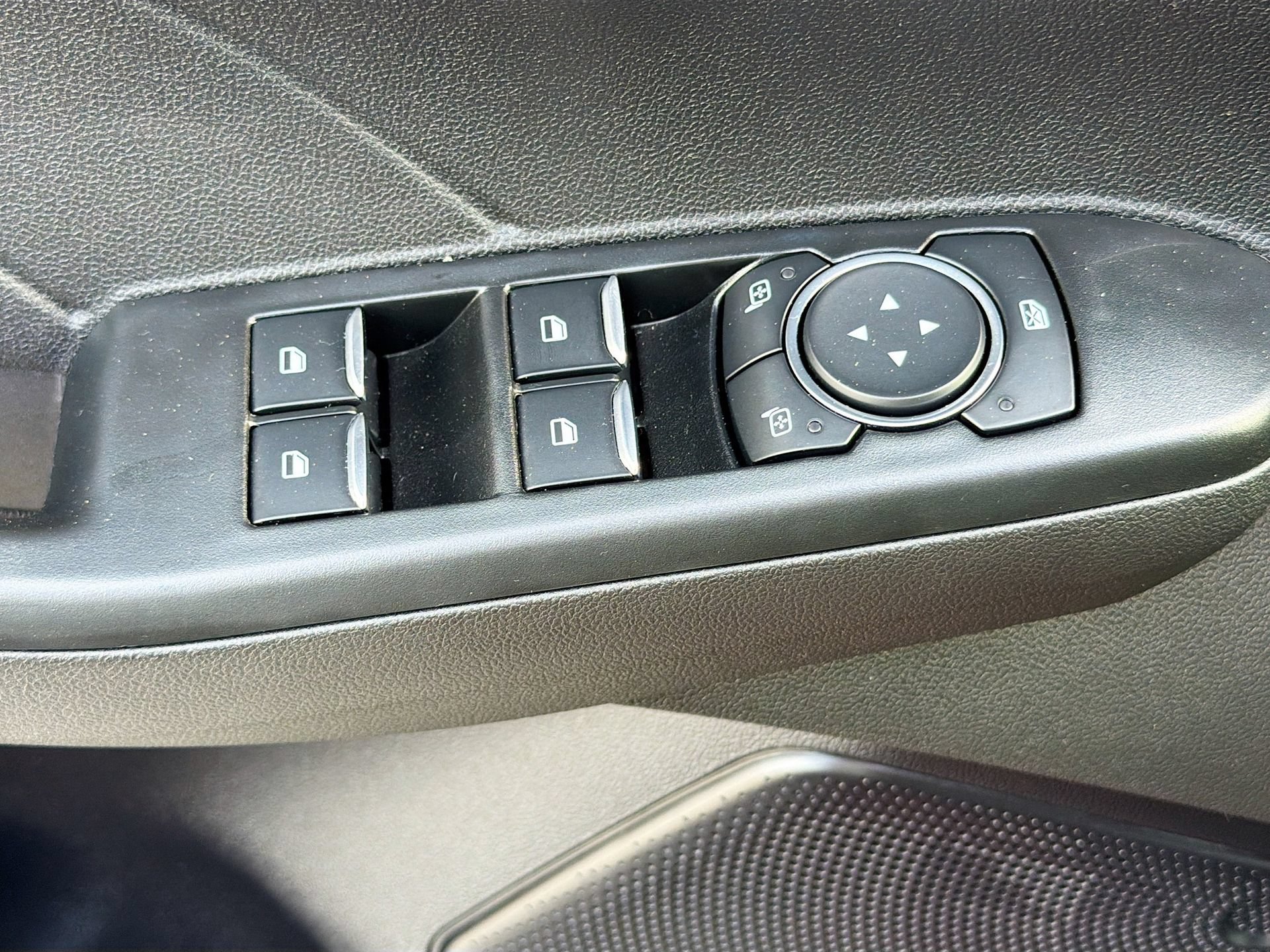 Used 2023 Ford Escape ST-Line w/ Tech Pack #1 FWD image 21