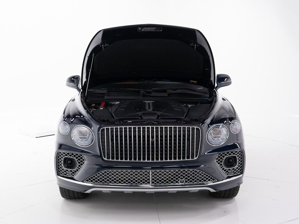 Certified 2023 Bentley Bentayga Extended Wheelbase AWD/4WD image 48