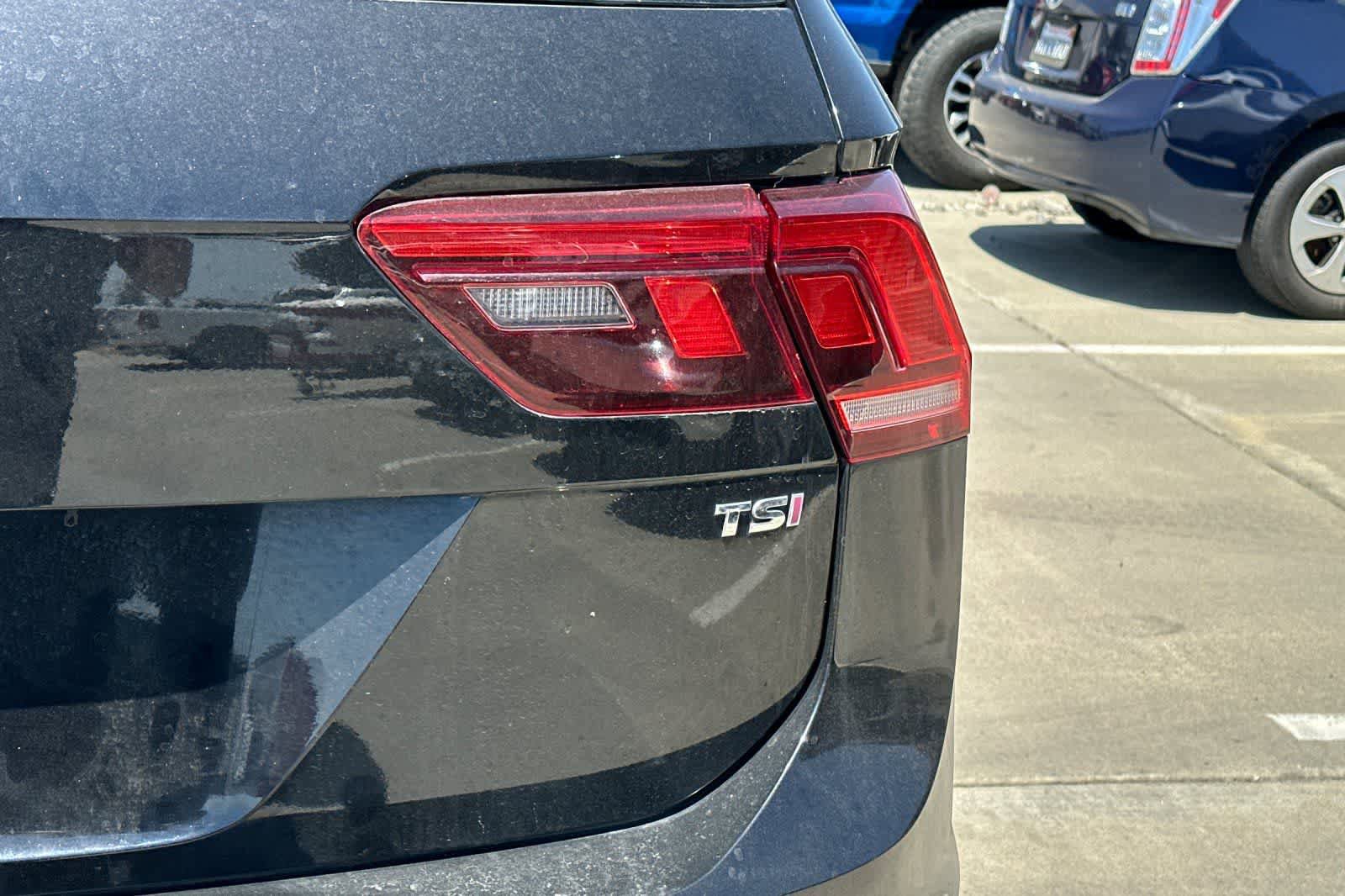 Used 2018 Volkswagen Tiguan S FWD image 13