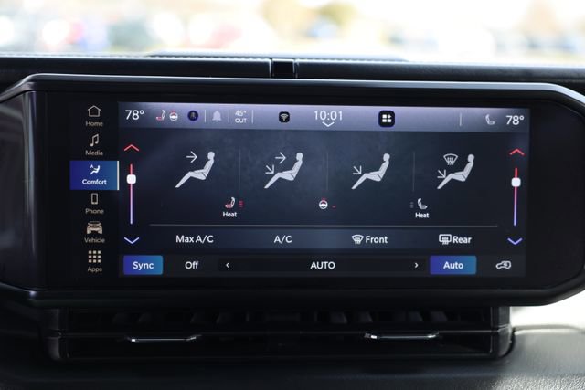 Used 2024 Jeep Wrangler Sahara image 22