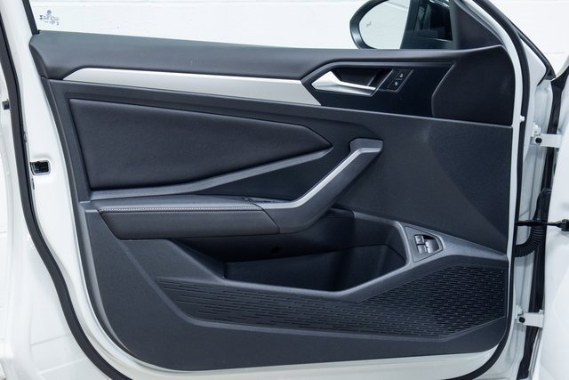 Used 2024 Volkswagen Jetta Sport image 13