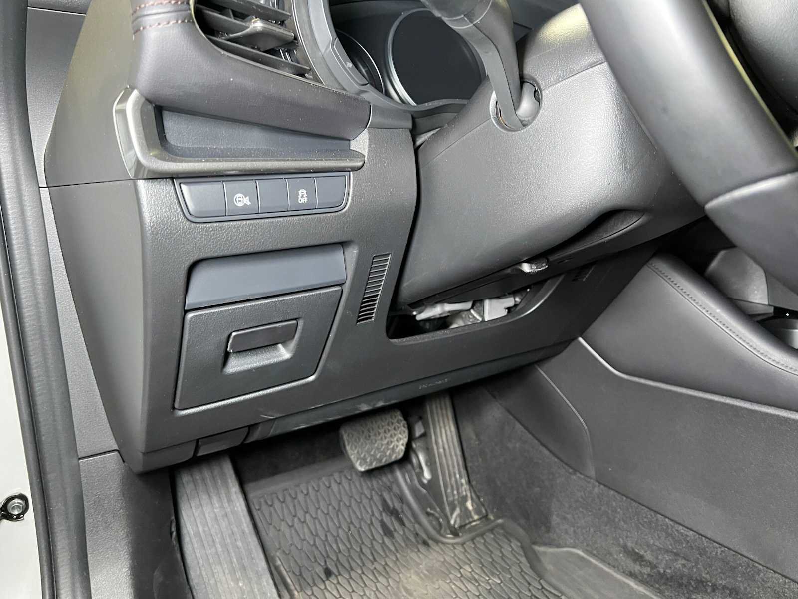 Used 2025 MAZDA MAZDA3 s Sport FWD image 25