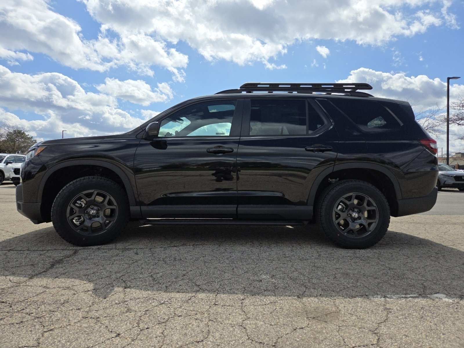 New 2026 Honda Pilot TrailSport image 17