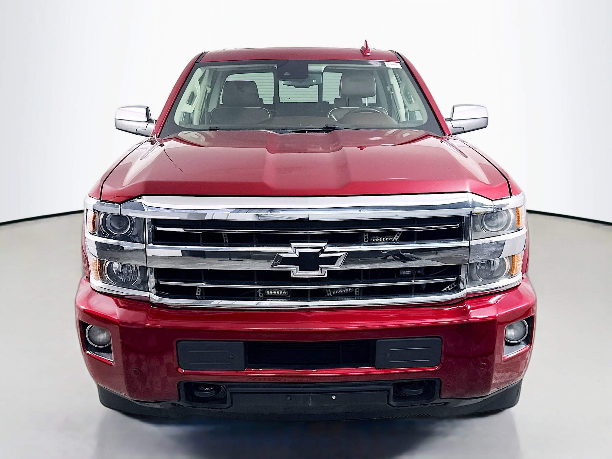 Used 2018 Chevrolet Silverado 2500 High Country AWD/4WD image 2
