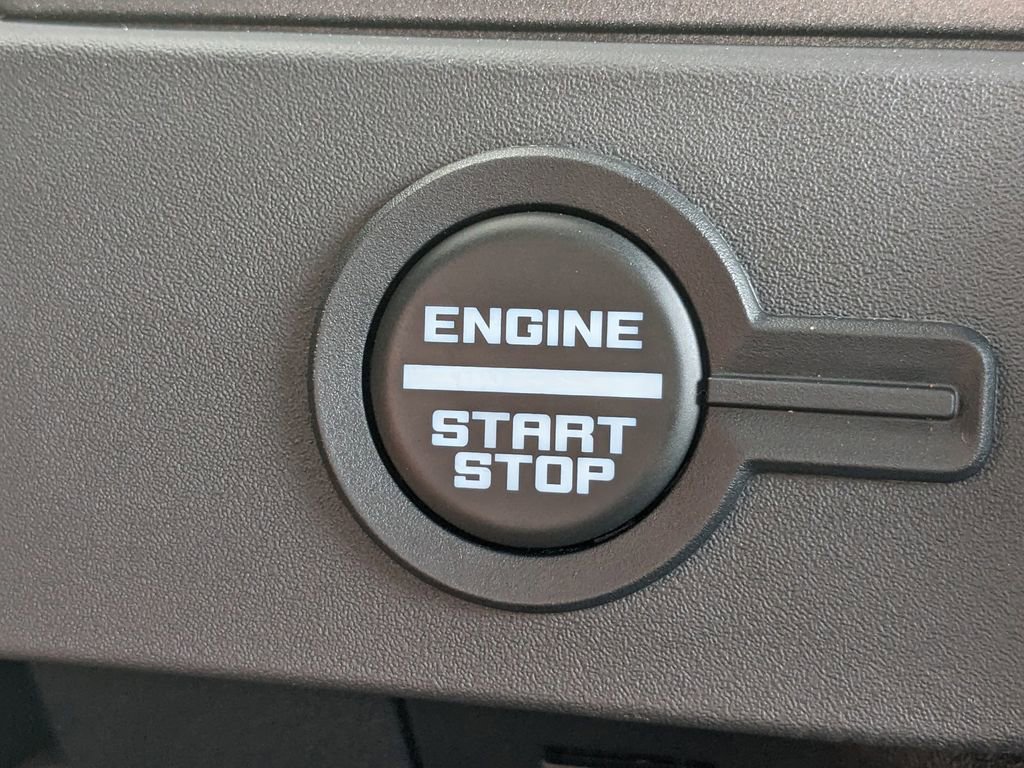 New 2025 Ford Bronco Badlands image 30