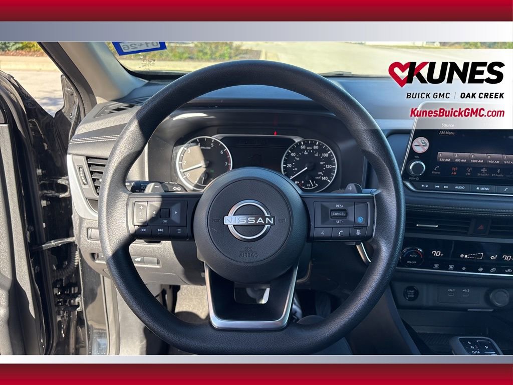 Used 2024 Nissan Rogue SV image 19