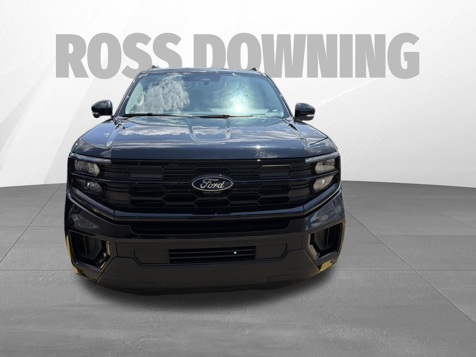 Used 2026 Ford Expedition Active RWD image 2