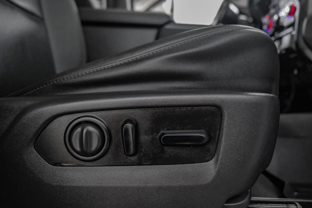 Used 2021 Chevrolet Silverado 1500 LTZ RWD image 32