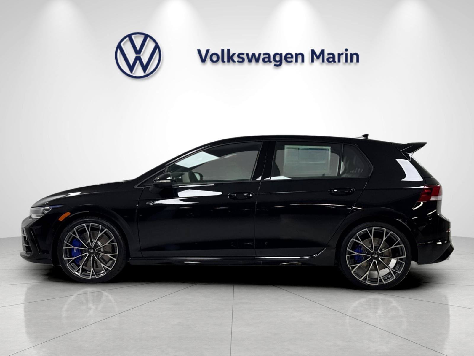 New 2026 Volkswagen Golf AWD/4WD image 2