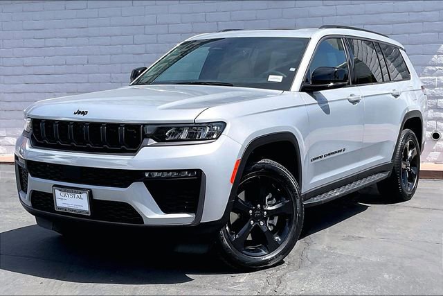 New 2026 Jeep Grand Cherokee L Limited w/ Limited Altitude Package AWD/4WD image 1