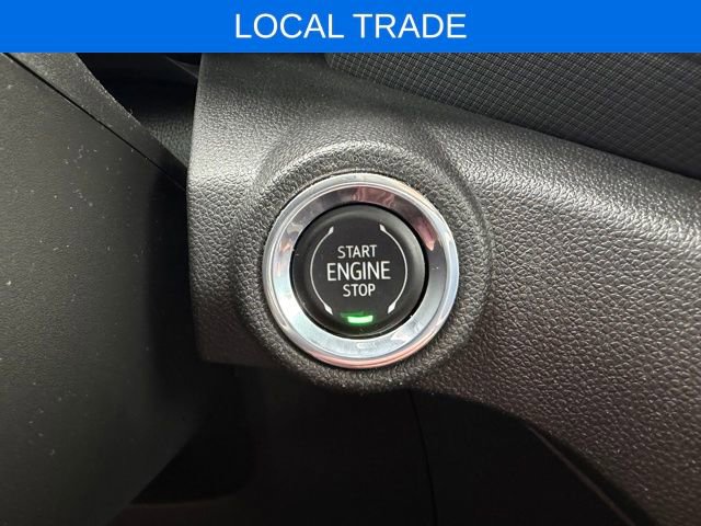 Used 2022 Chevrolet TrailBlazer LT w/ Convenience Package image 2