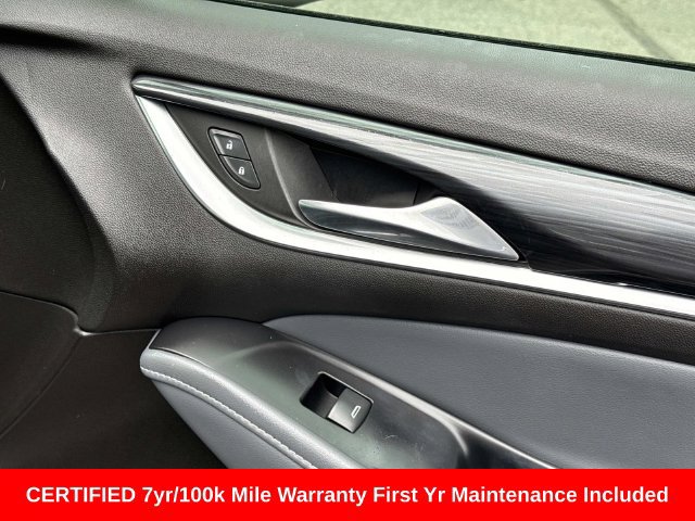 Used 2021 Buick Enclave Premium w/ Surround and Sites Package AWD/4WD image 10