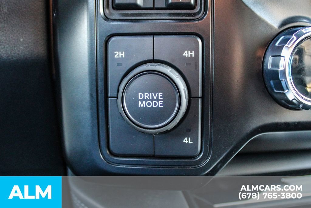 Used 2025 Ford F450 Platinum w/ FX4 Off-Road Package image 36