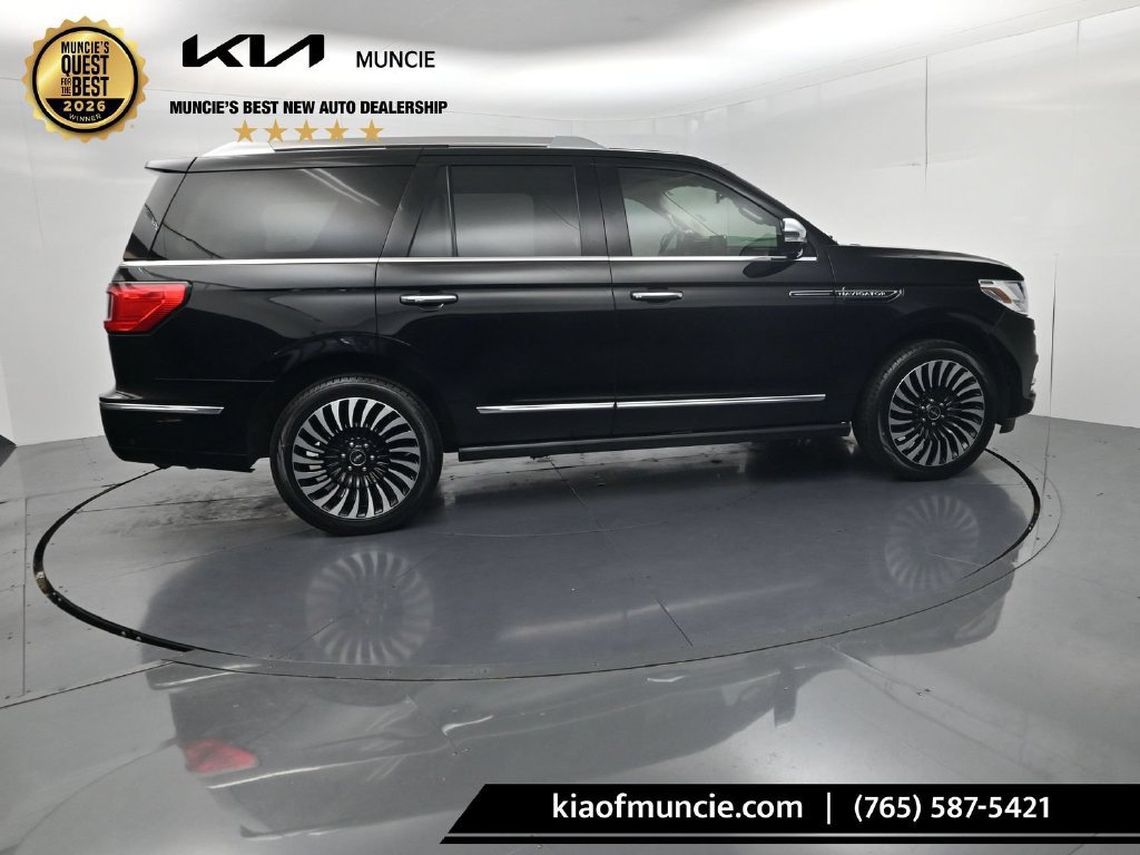Used 2018 Lincoln Navigator Black Label AWD/4WD image 8