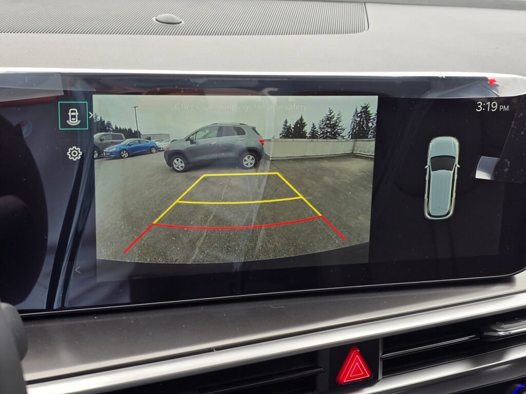 New 2026 Kia Sorento S w/ S Panoramic Sunroof Package FWD image 31