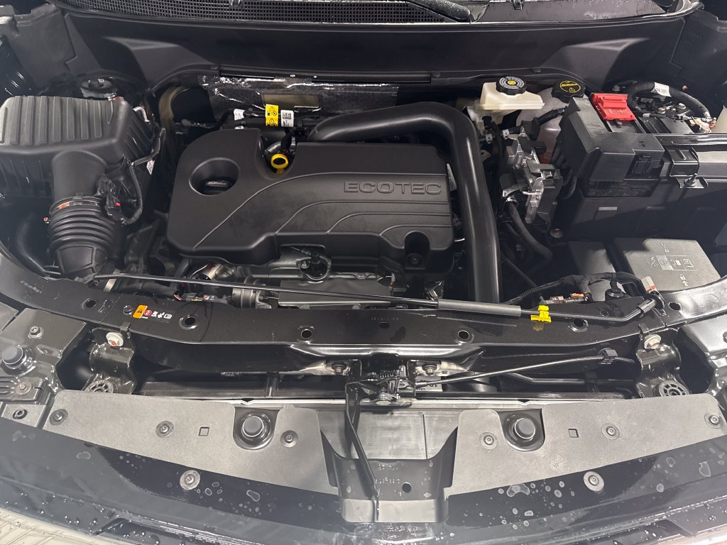 New 2026 Chevrolet Equinox ACTIV w/ Convenience Package III FWD image 42